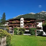 Burgstall Otel 4*