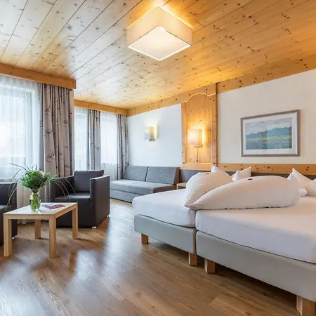 Отель Burgstall 4*