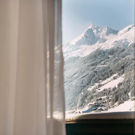 Burgstall Hotel Neustift im Stubaital